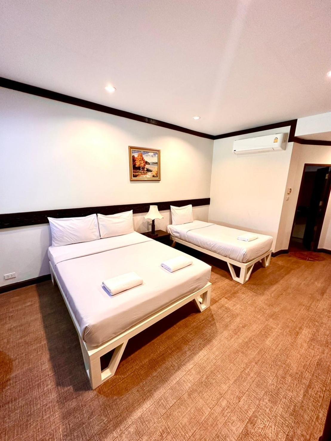 Bansuan Resort Nakhon Sawan Ngoại thất bức ảnh