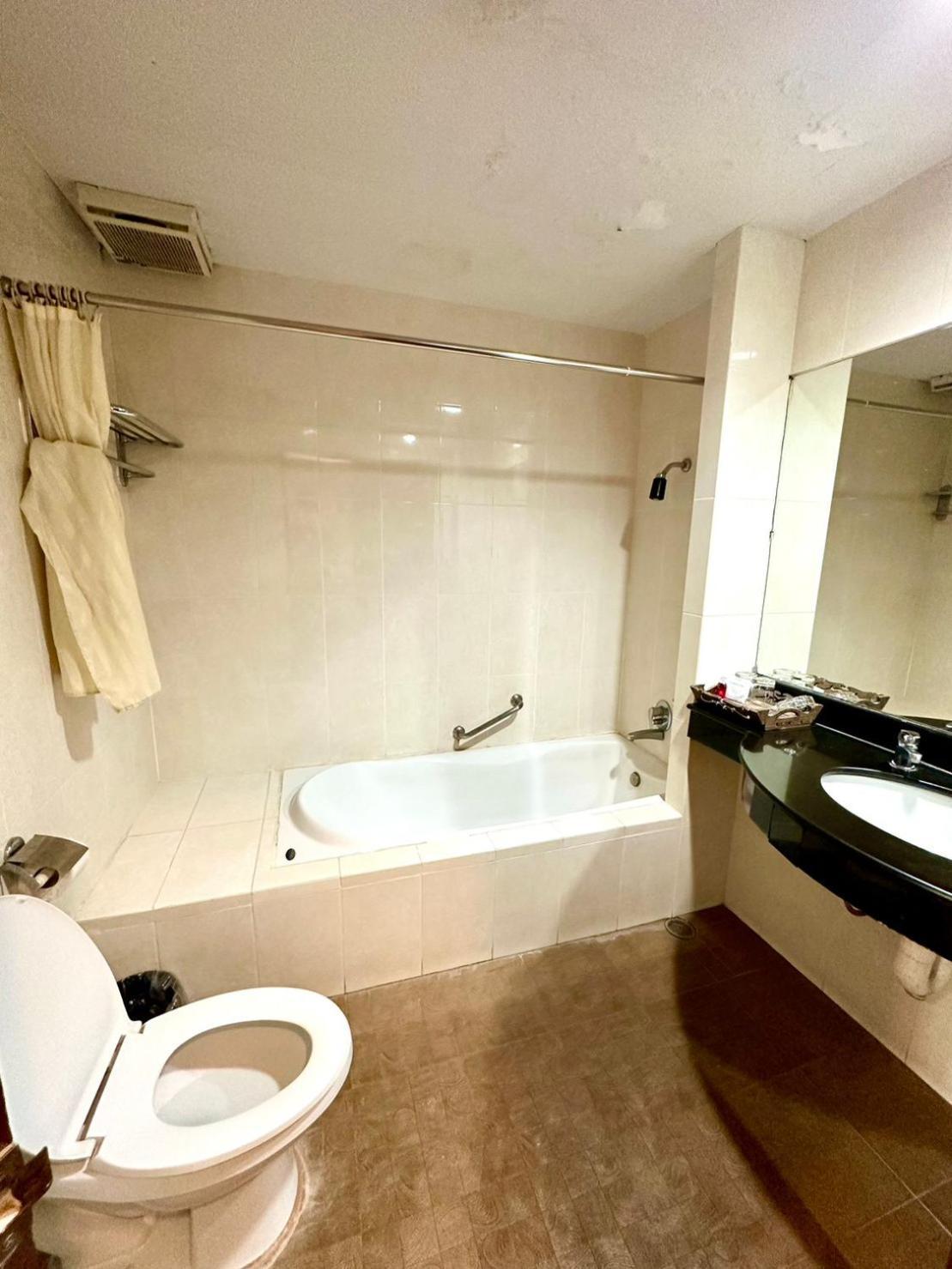 Bansuan Resort Nakhon Sawan Ngoại thất bức ảnh