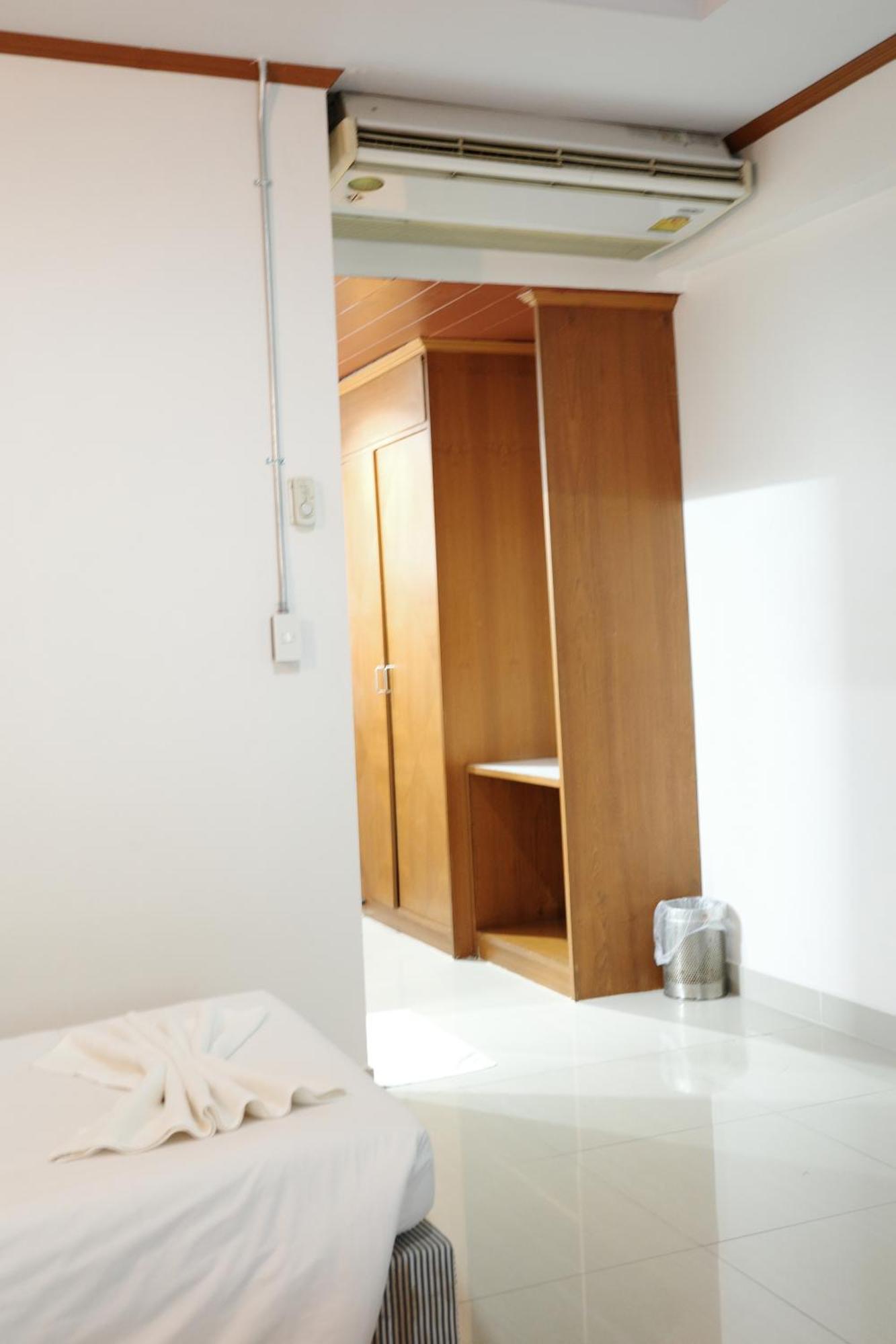 Bansuan Resort Nakhon Sawan Ngoại thất bức ảnh